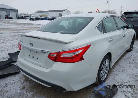 2016 Nissan Altima 2.5/2.5 S/2.5 Sl/2.5 Sr/2.5 Sv из США, поврежденный, VIN 1N4AL3AP1GN365430